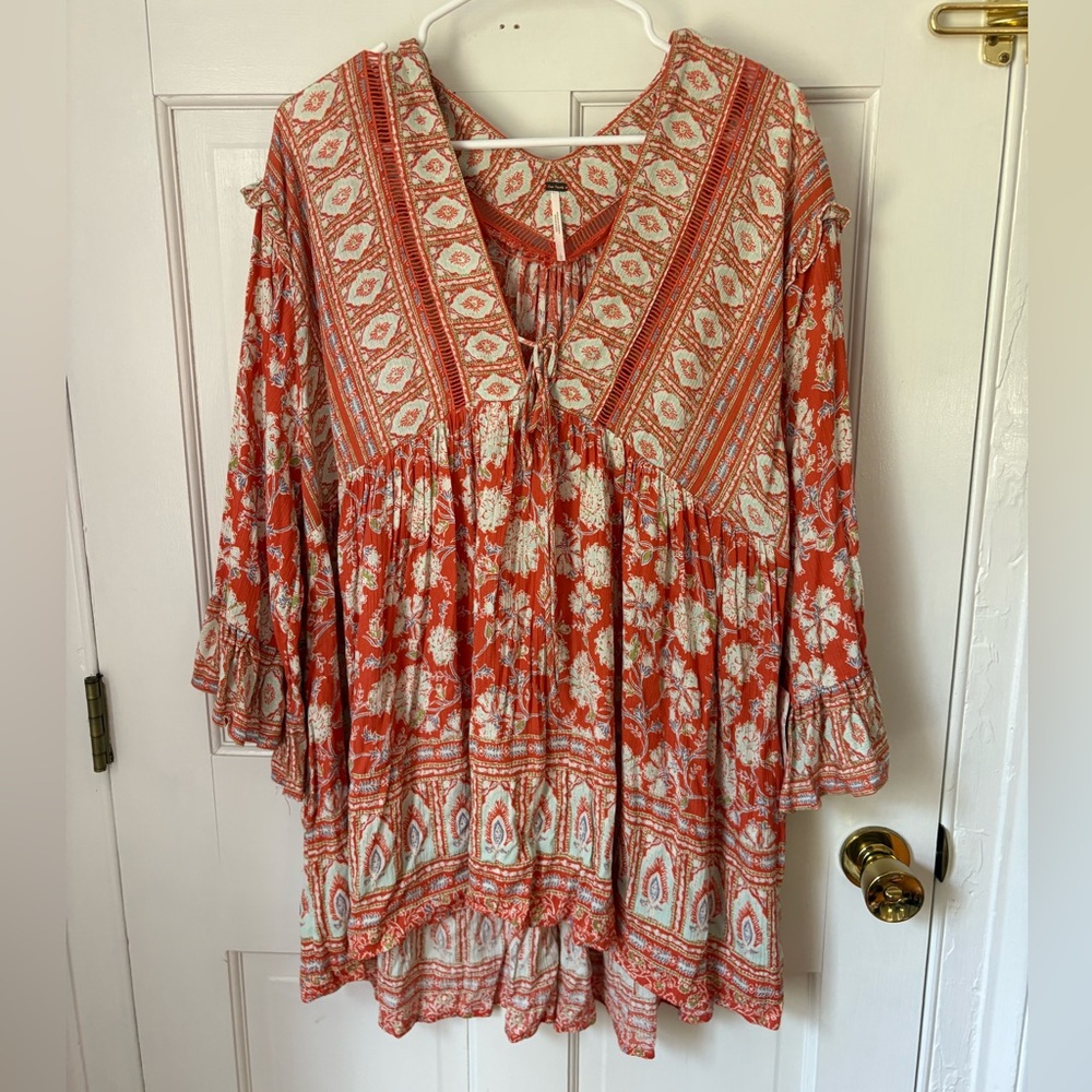NWT Free People FP Moonlight Dance Tunic Top in Red Coral Combo, Size Large (L) - Picture 2 of 11